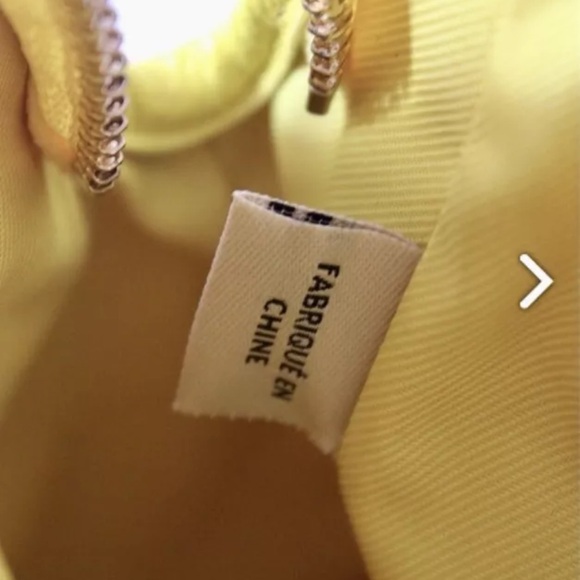 Coach Cross-Body Bag, 7x11x5" mustard, yellow stellar condition, not a blemish - Picture 7 of 7